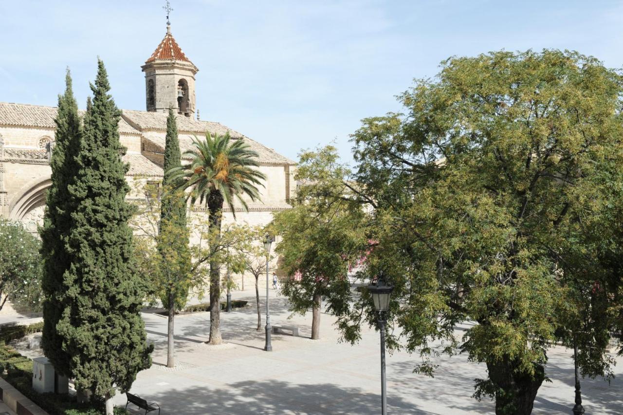 Hotel Vivienda Turistica Yamaries à Úbeda Extérieur photo