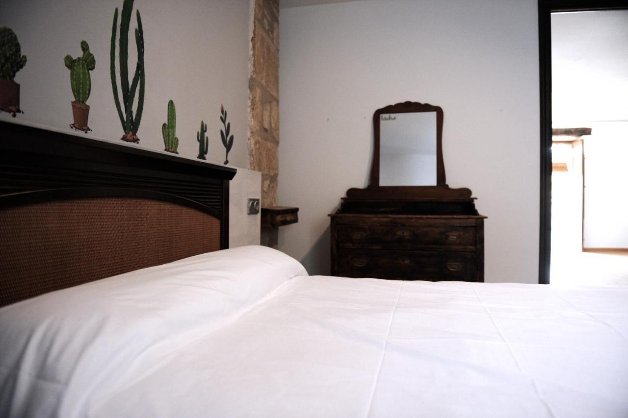 Hotel Vivienda Turistica Yamaries à Úbeda Extérieur photo