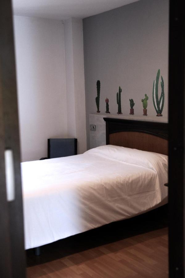 Hotel Vivienda Turistica Yamaries à Úbeda Extérieur photo