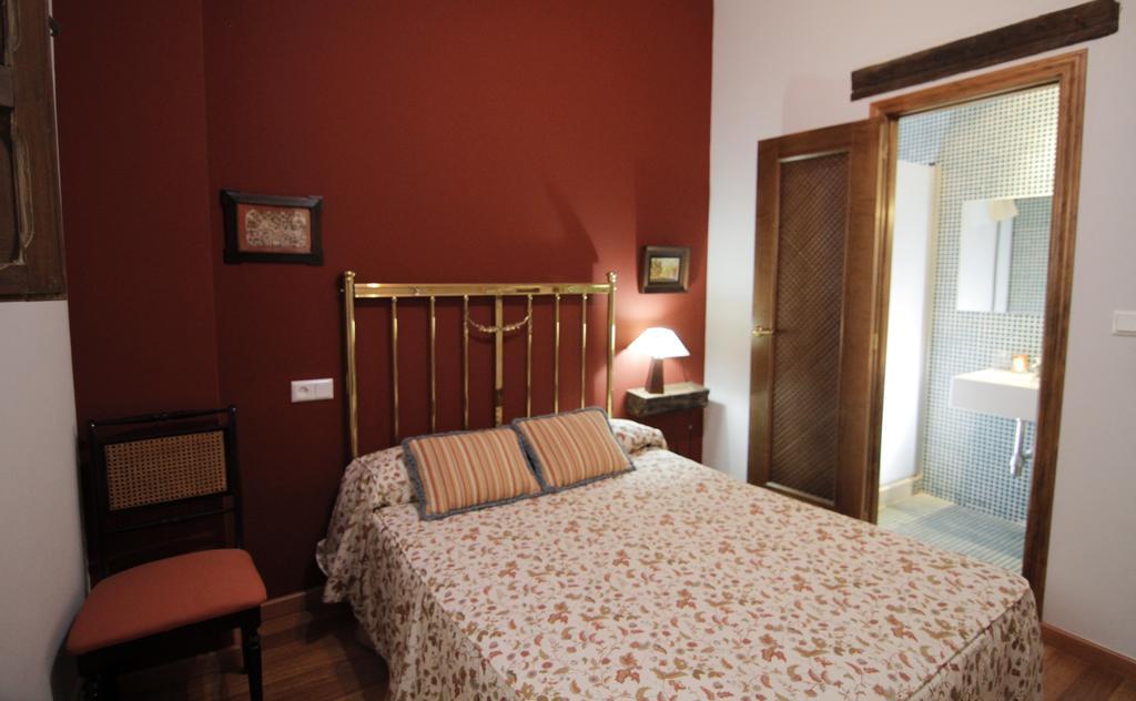 Hotel Vivienda Turistica Yamaries à Úbeda Extérieur photo